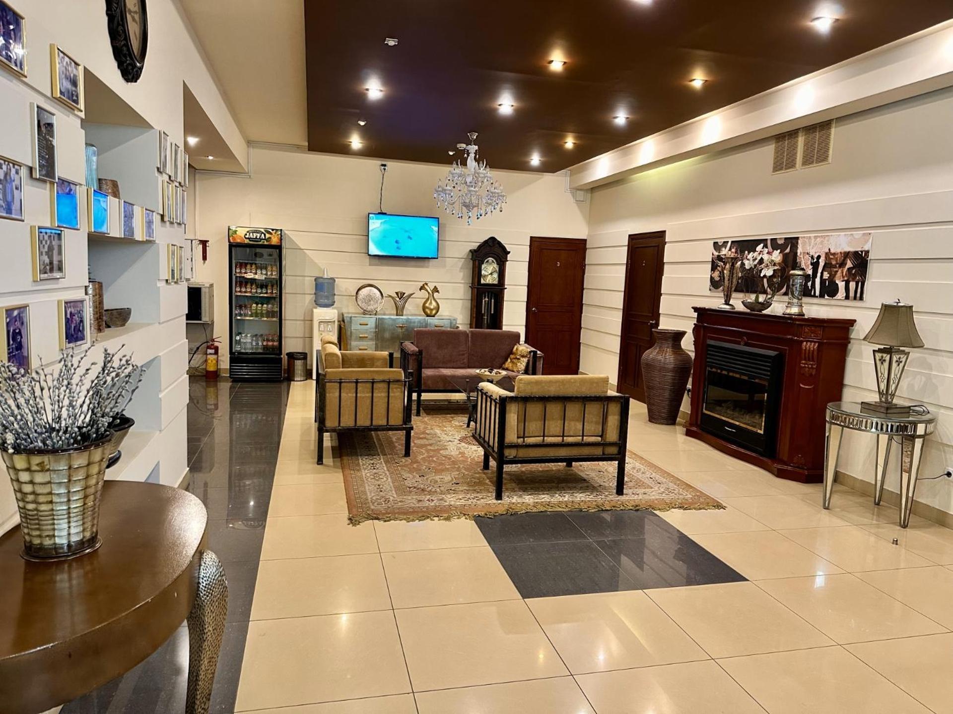 Nika فندق